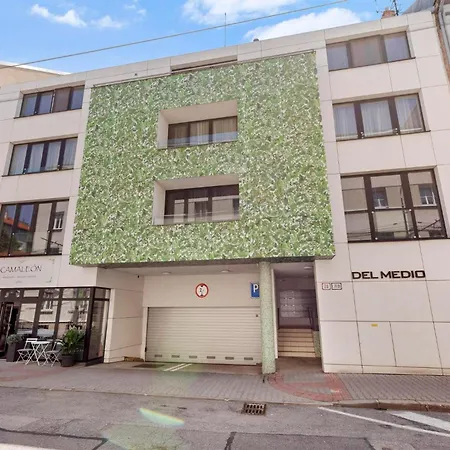 公寓 Ah Cintorinska Free Parking
